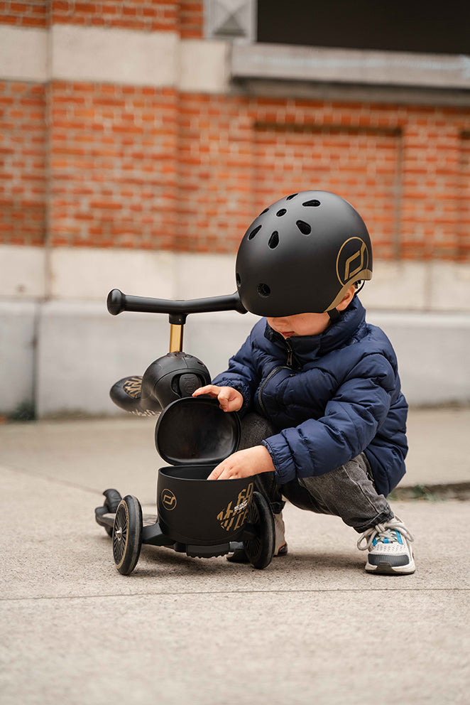 HighwayKick 1 Lifestyle Scooter and Ride On Toy Black Golden