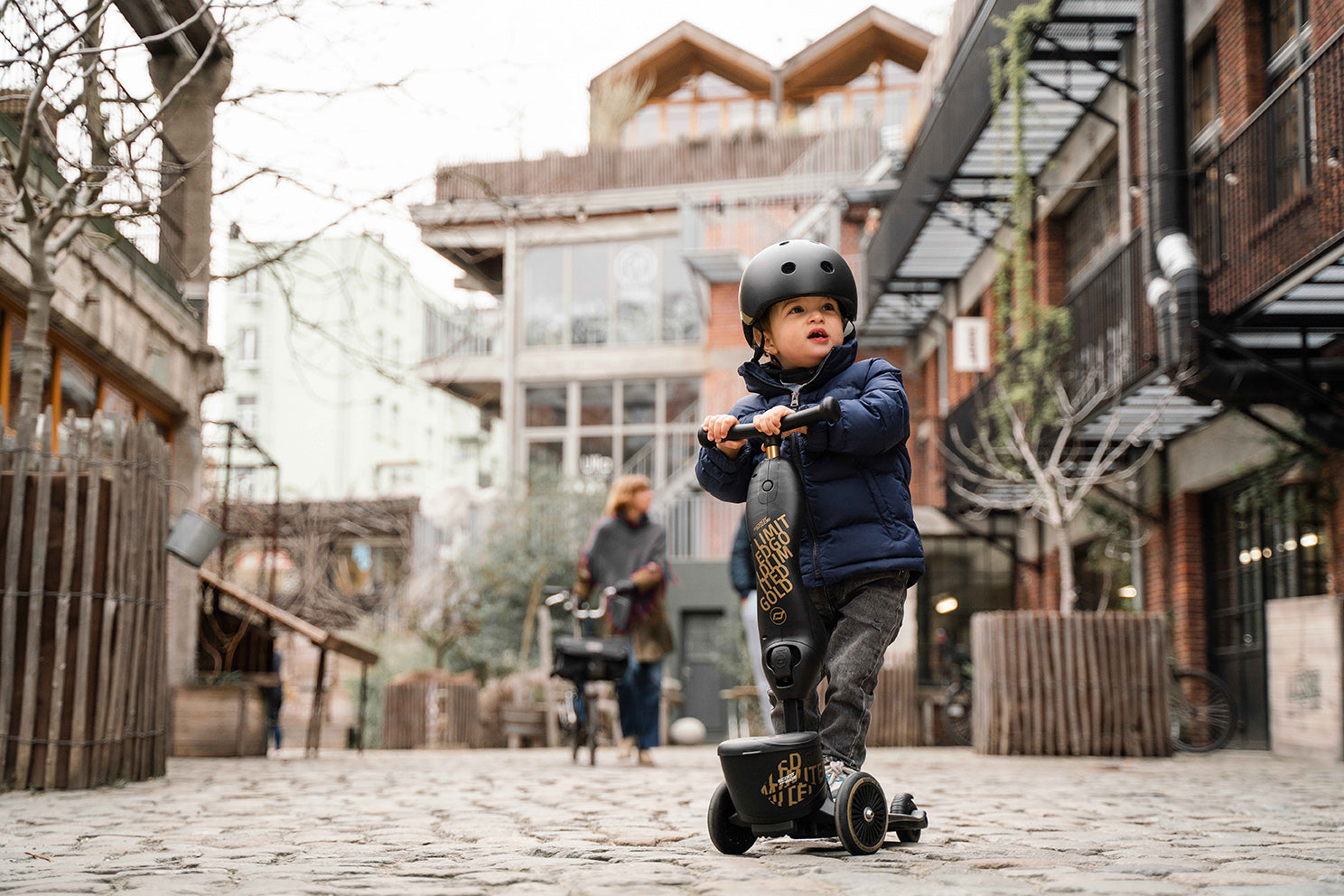 HighwayKick 1 Lifestyle Scooter and Ride On Toy Black Golden